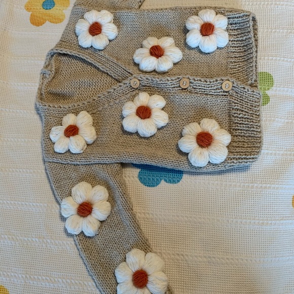 Handmade Girl Cardigan - Picture 1 of 2